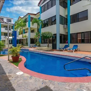 Chippi Chippi's Private 2 Bedroom At Plaza Europa Apartment